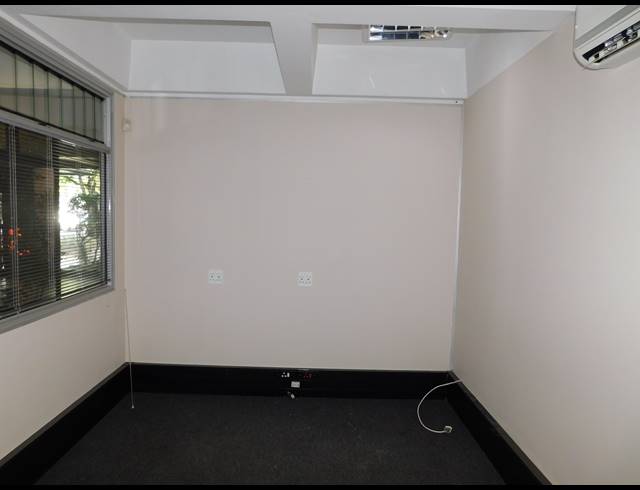190M² OFFICE TO LET IN FERNDALE